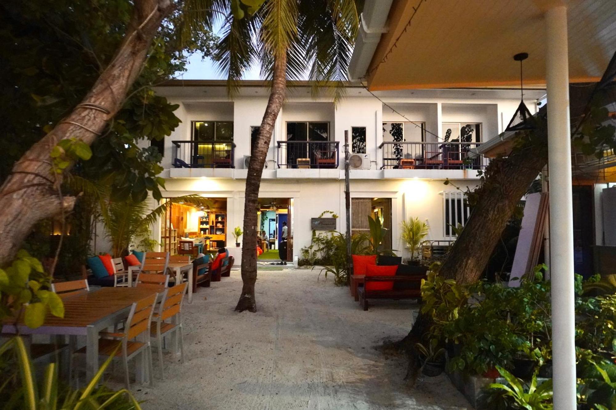 Maamadi Boutique Hotel Maafushi Exterior foto